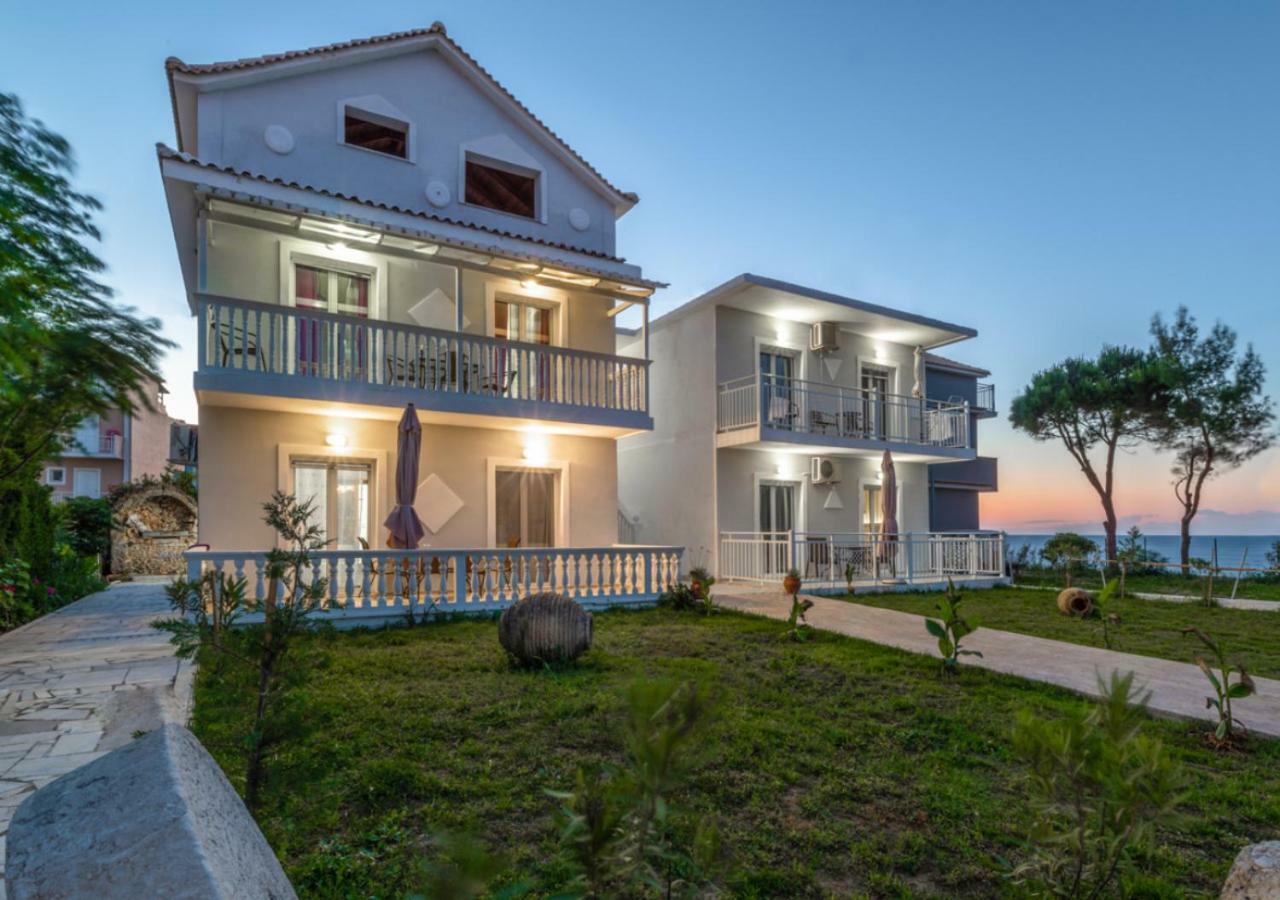 Antonis Deluxe Apartament Amoudi