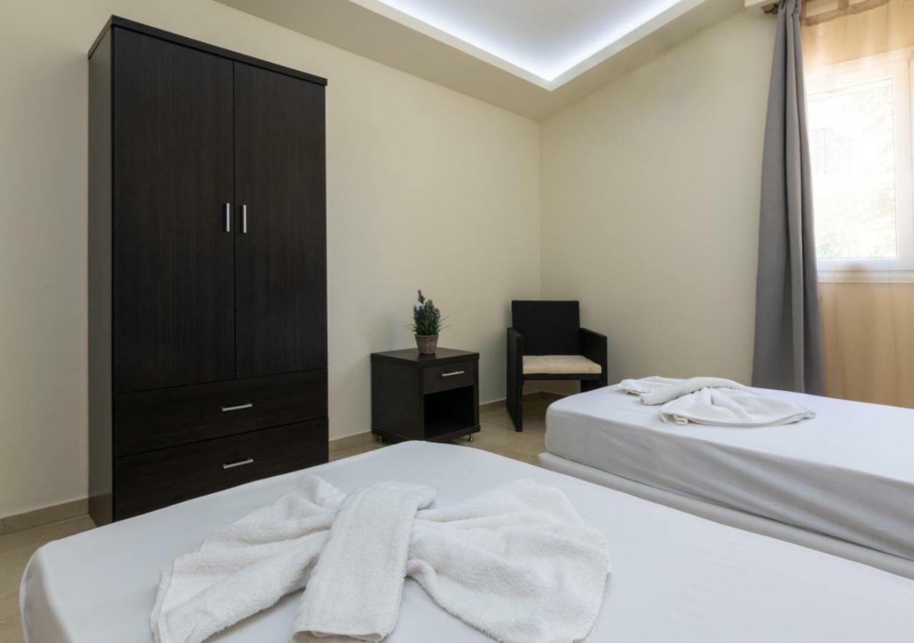 Antonis Deluxe Apartament Amoudi